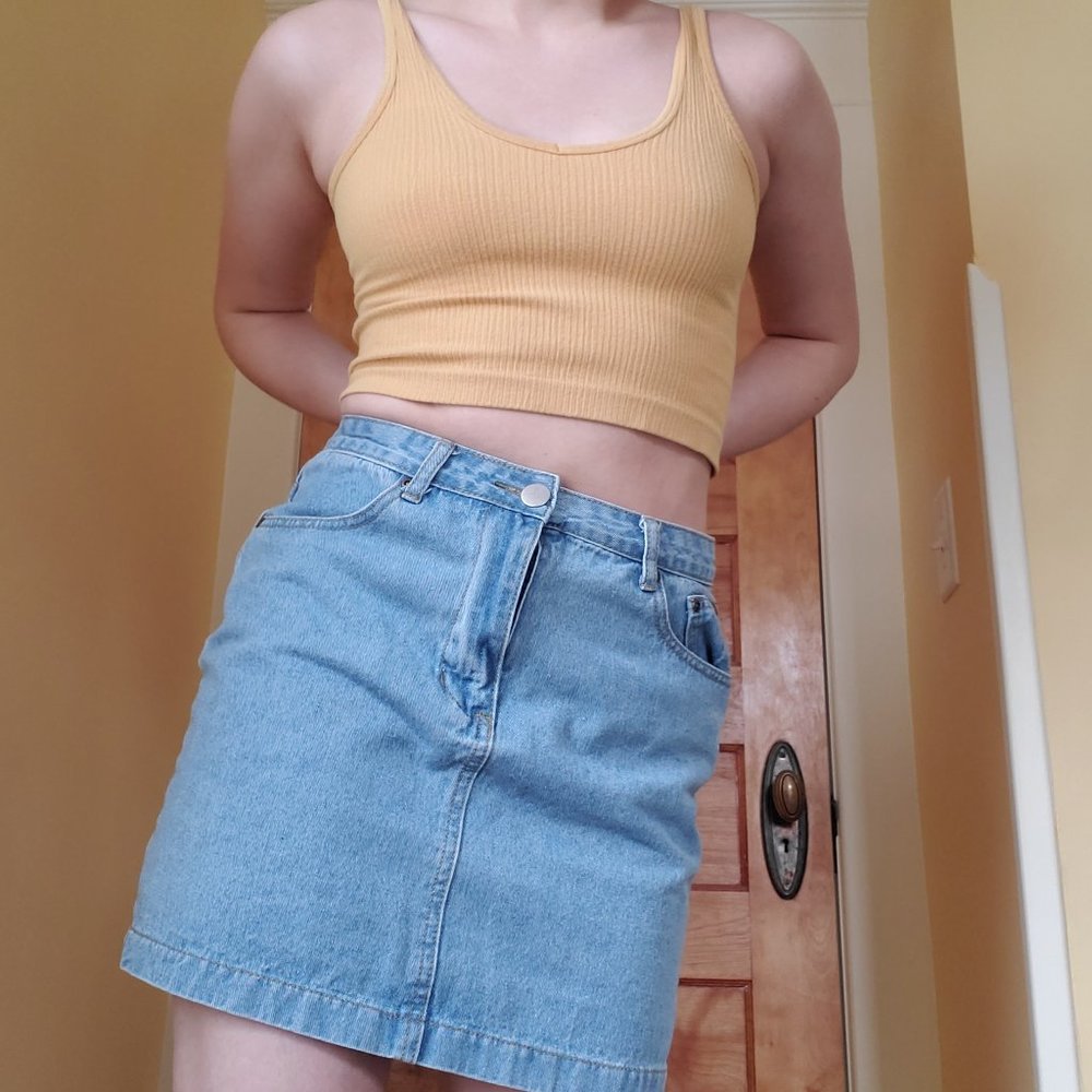Light Washed Boohoo Mini Jean Skirt